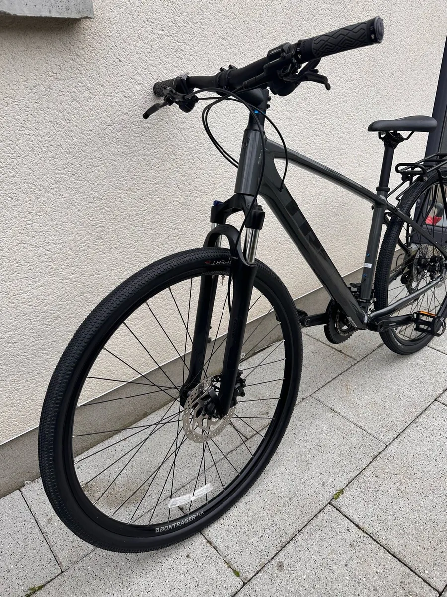 Trek Dual Sport 3 - Image 2