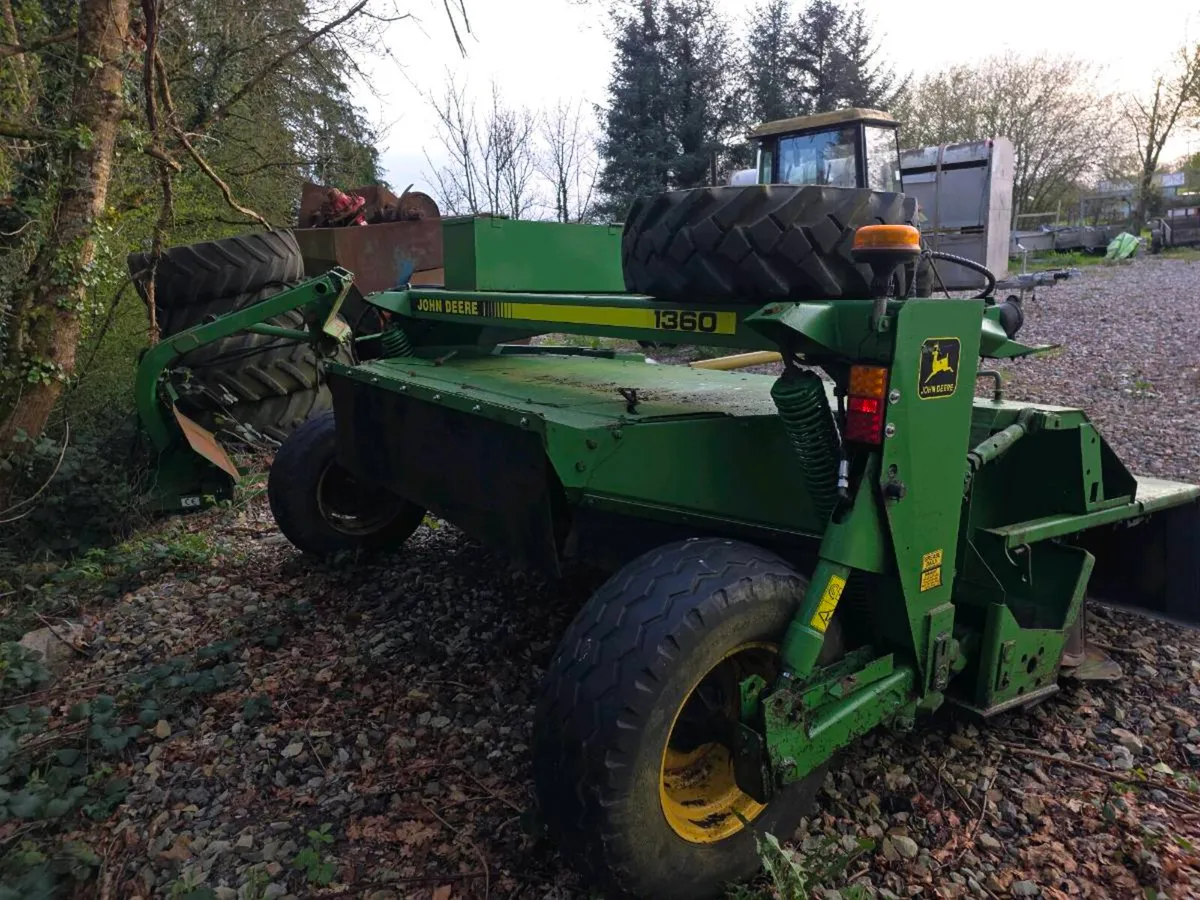 John Deere 1360 mower - Image 2