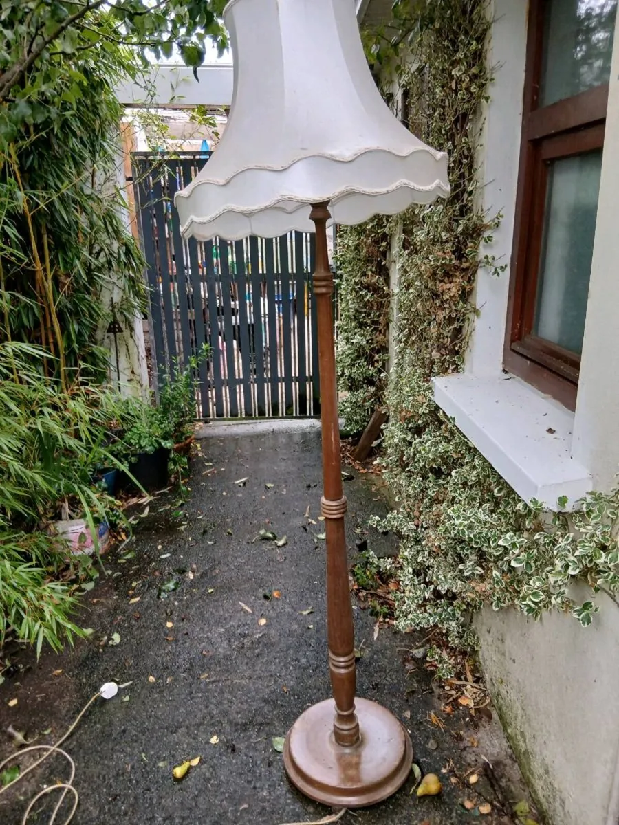 Antique Lamp - Image 2