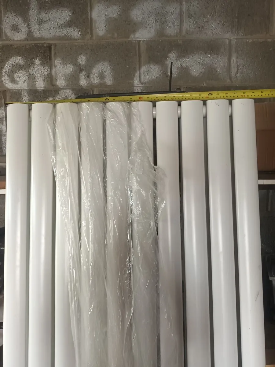 Wall radiator - Image 1