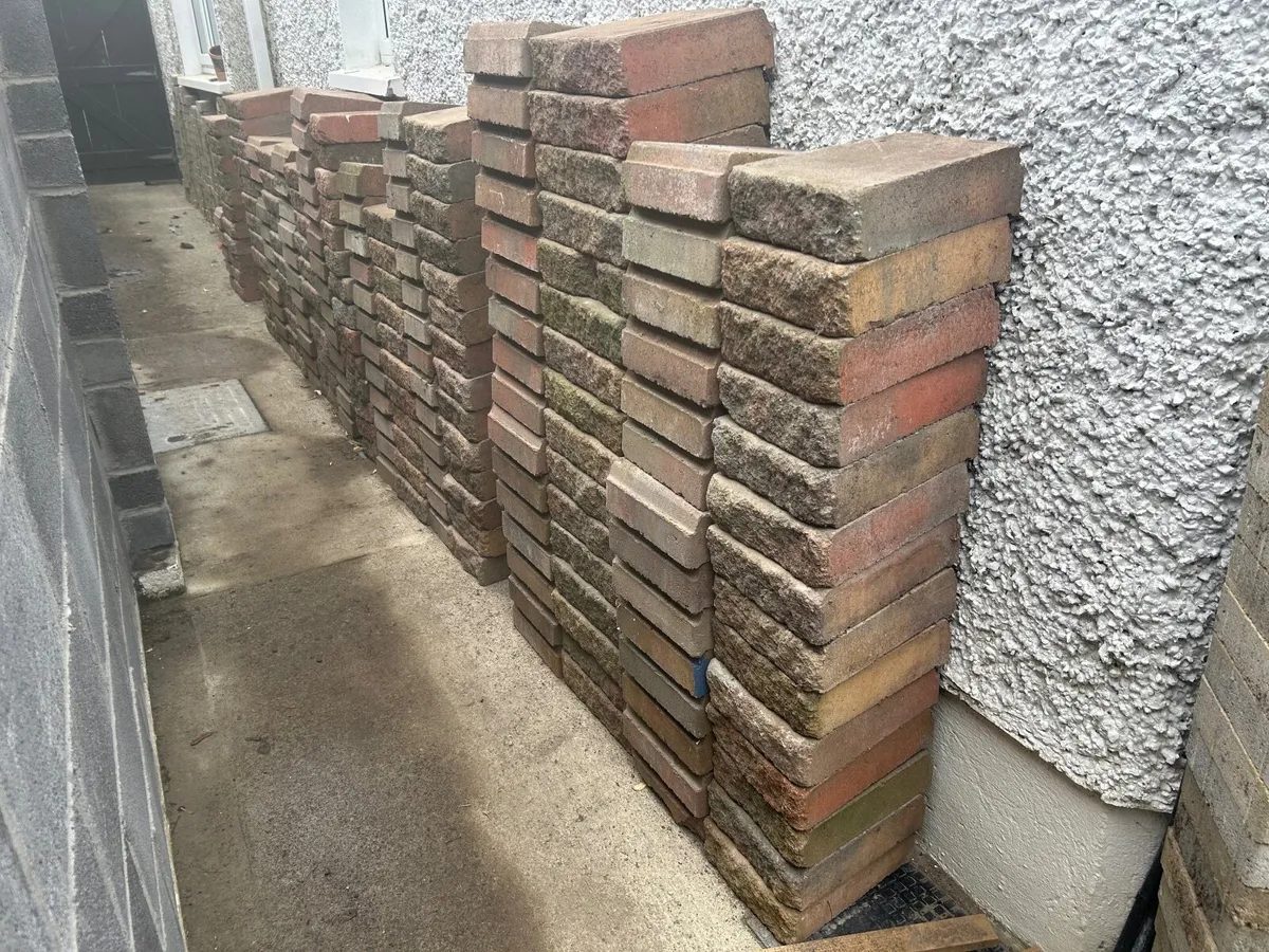 Curved Retaining Wall 4.79 Square Meters - Image 3