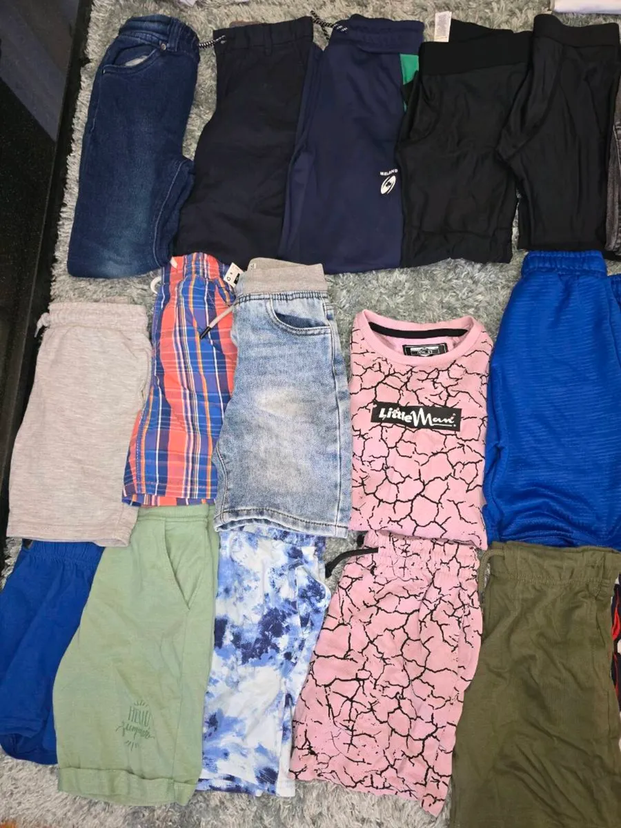 Boys clothing bundle age 6-7 - Image 3