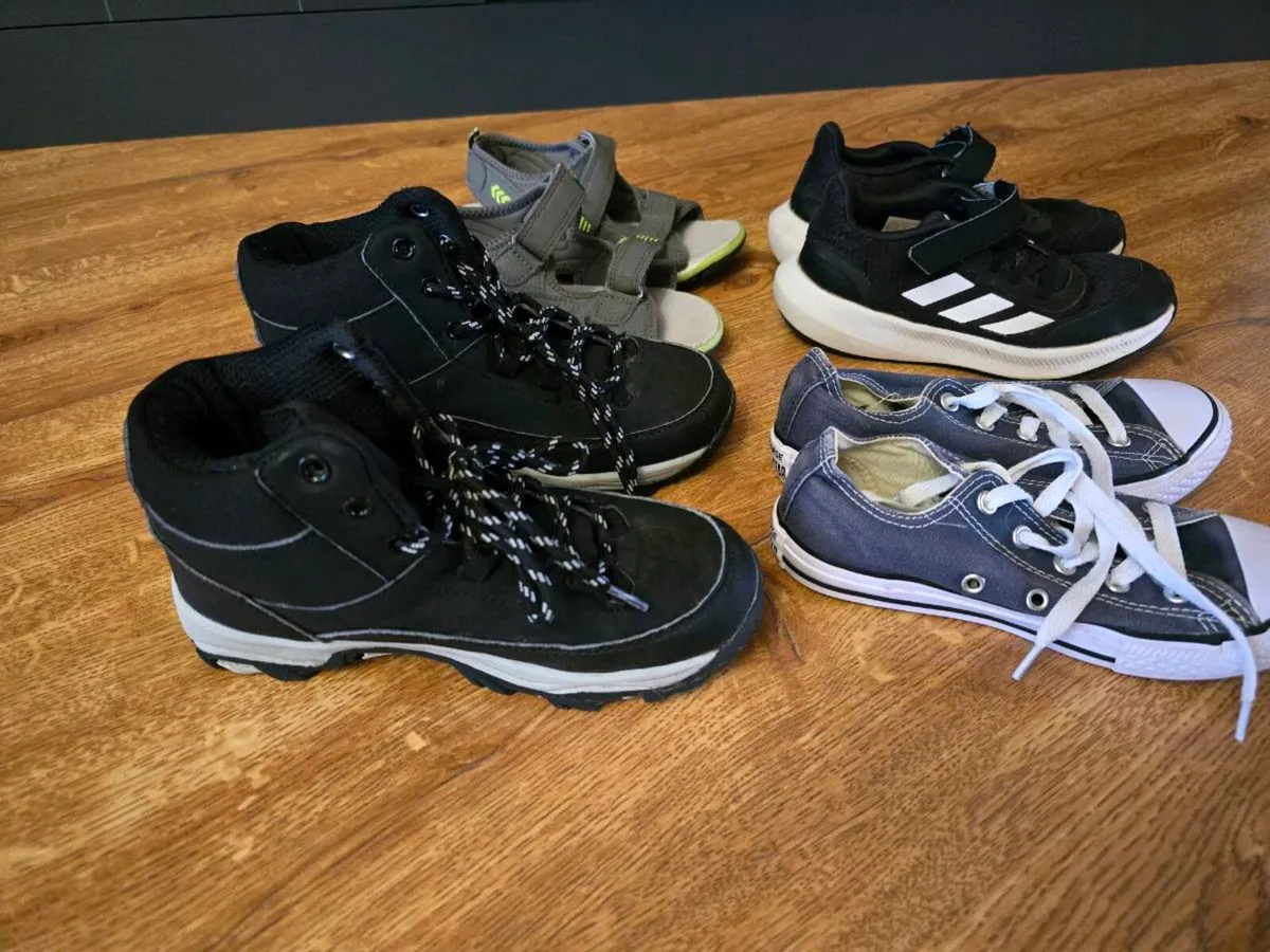 Boys shoes bundle size 1 - Image 2