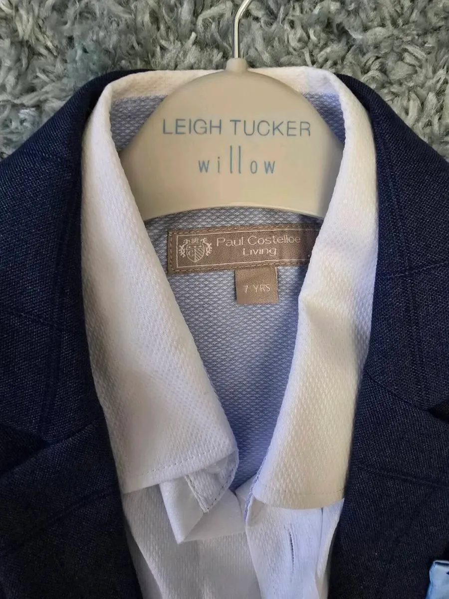 Boys paul costello 4 piece suit age 7 - Image 2