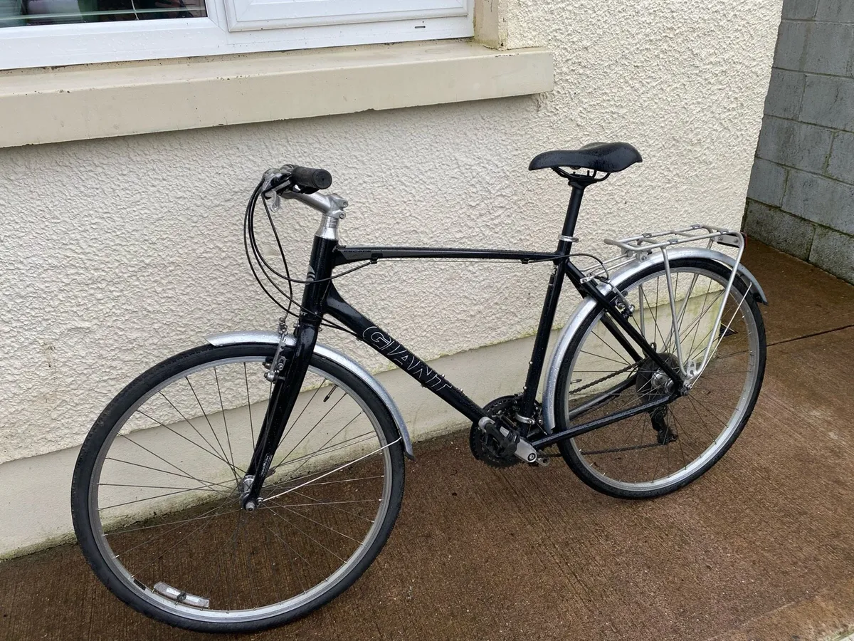 Giant escape3 Large hybrid 28 inch wheels 21 - Image 4