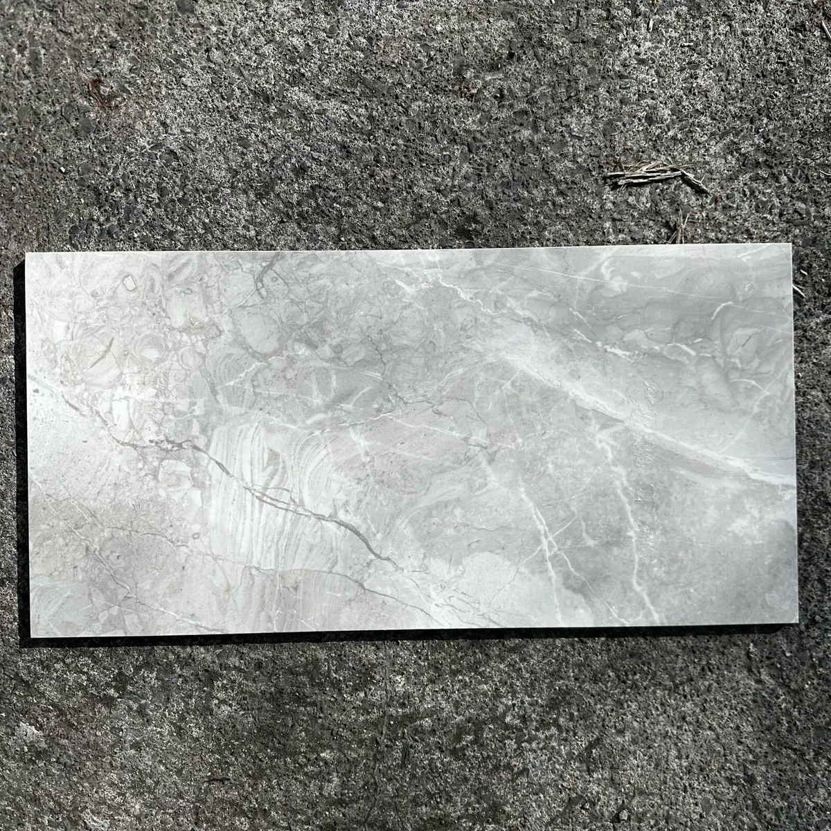 Grey wall tile 60 x 30
