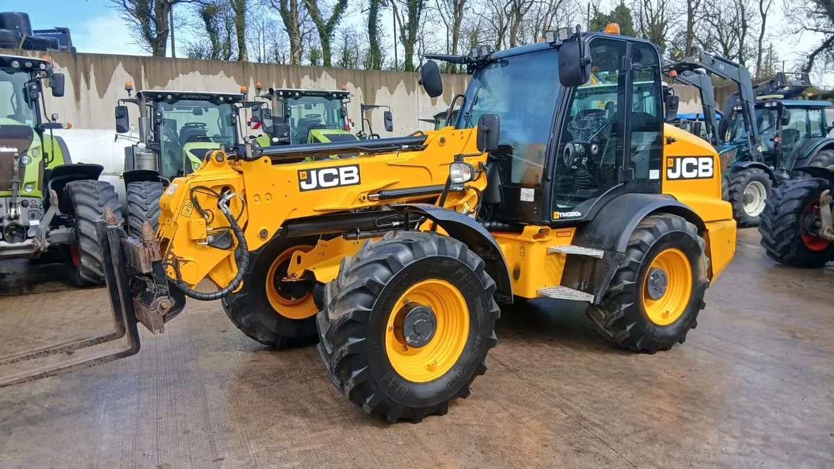 JCB TM 320s - Image 1