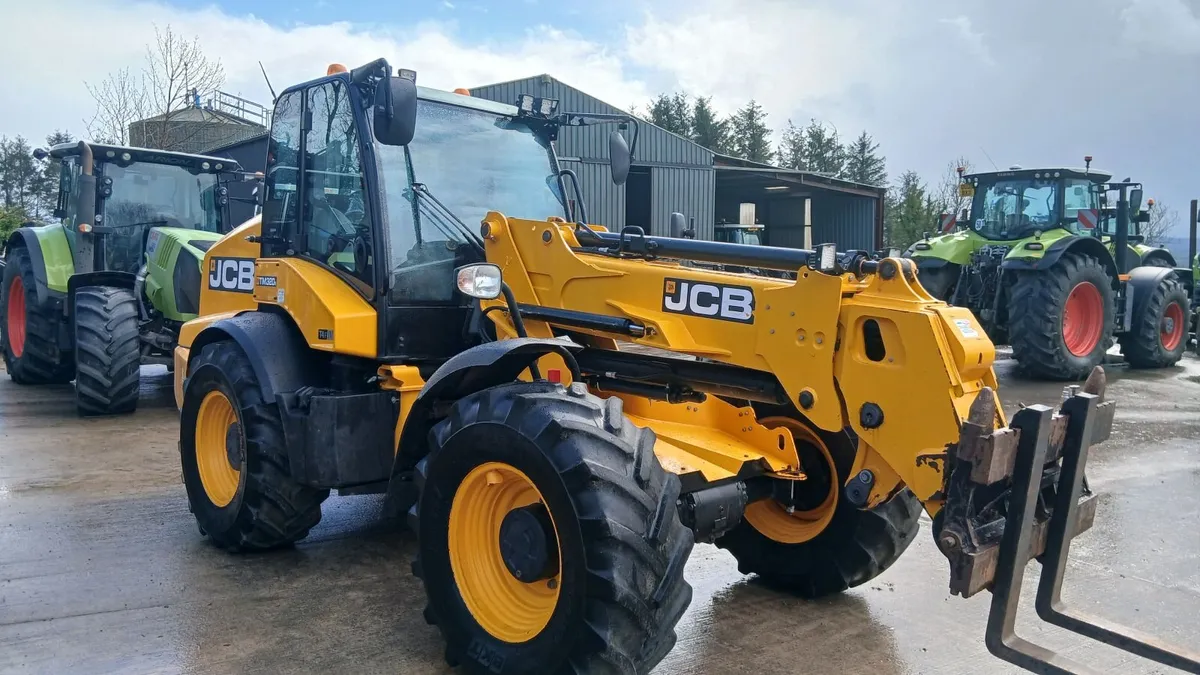JCB TM 320s - Image 3