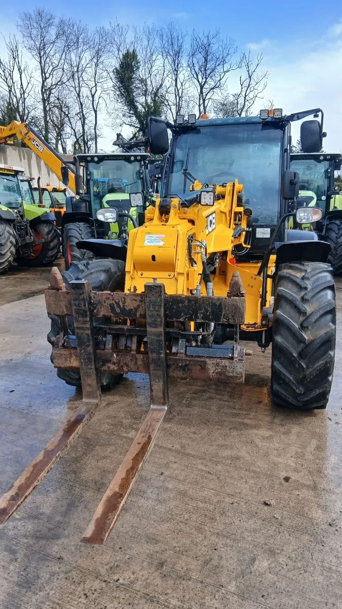 JCB TM 320s - Image 2