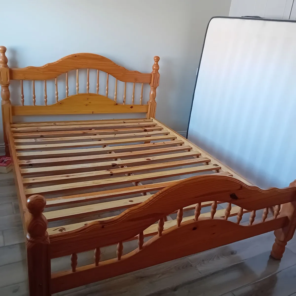 King size wooden bed frame - Image 2