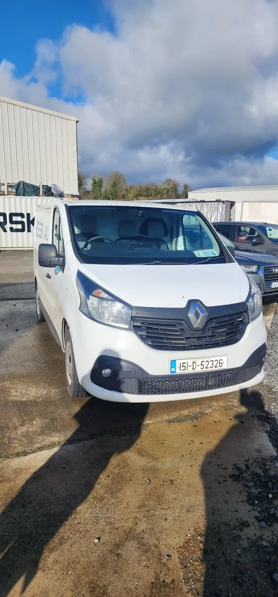 Renault Trafic 2015 - Image 2