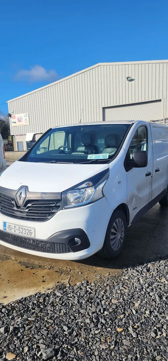 Renault Trafic 2015 - Image 3