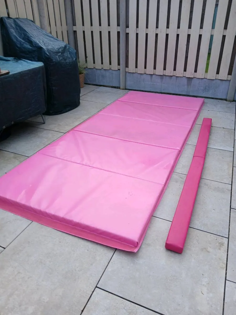 Kids Gymnastics Mat & Beam - Image 1