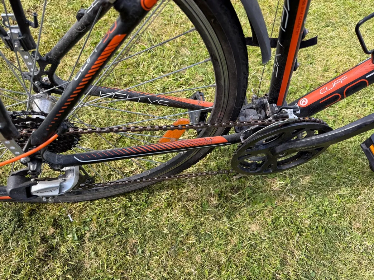 Kelly Cliff 30 Cycle - Image 3