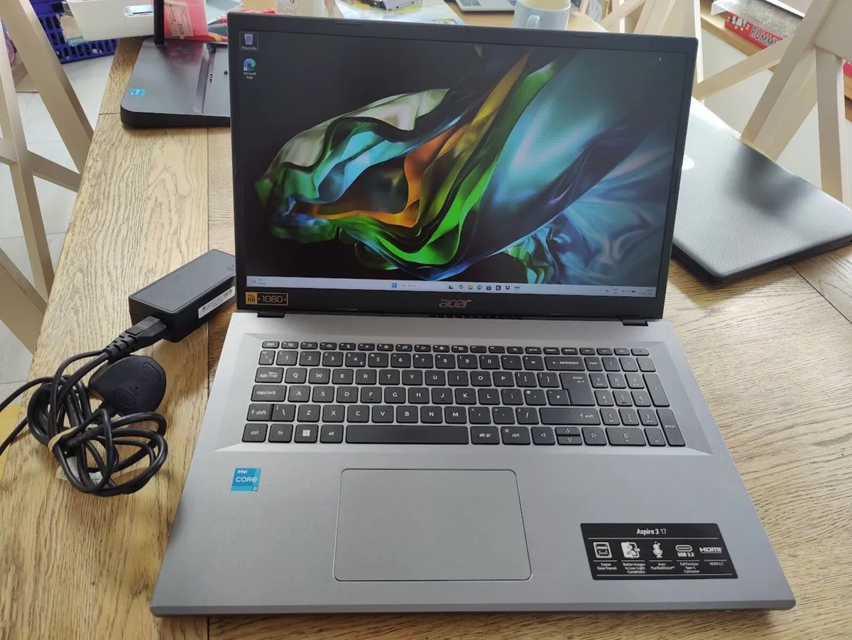 Big Screen Fast Acer Laptop Intel 13th gen/8GB DDR - Image 1