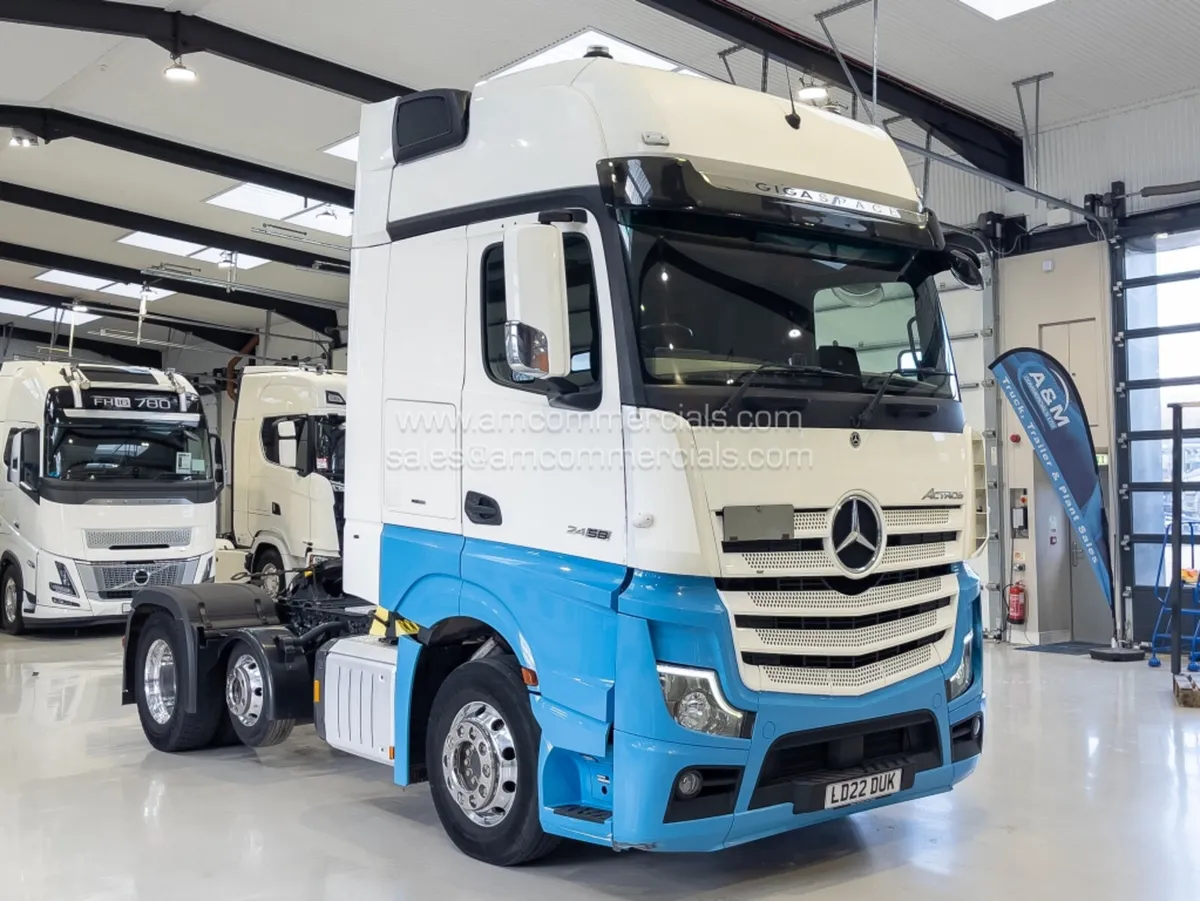 2022 (22) MERCEDES-BENZ ACTROS 2458 6X2 - Image 1