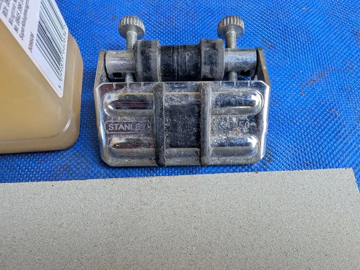 Sharpening Set with Stanley Honing Guide - Image 3