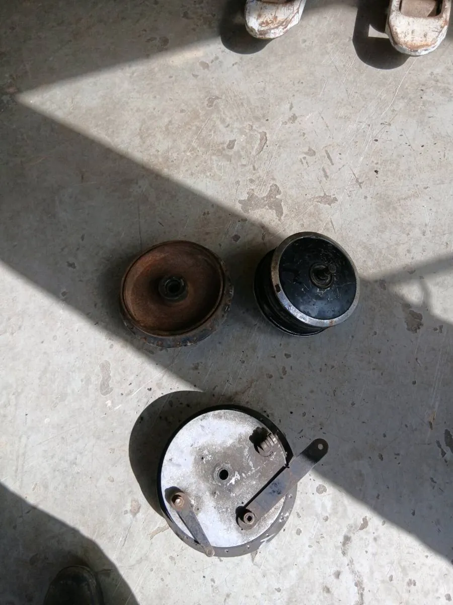 Moyorcycle parts - Image 4