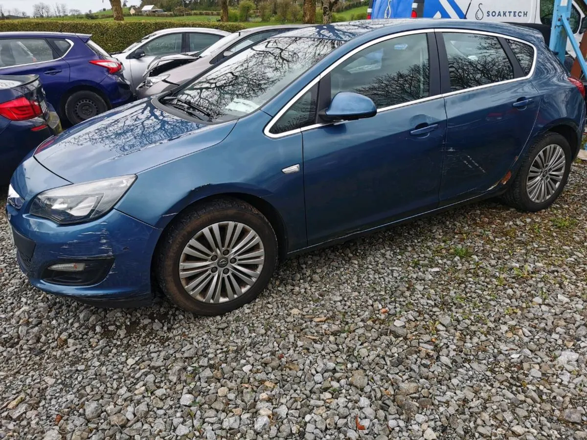 15 Opel Astra diesel - Image 1