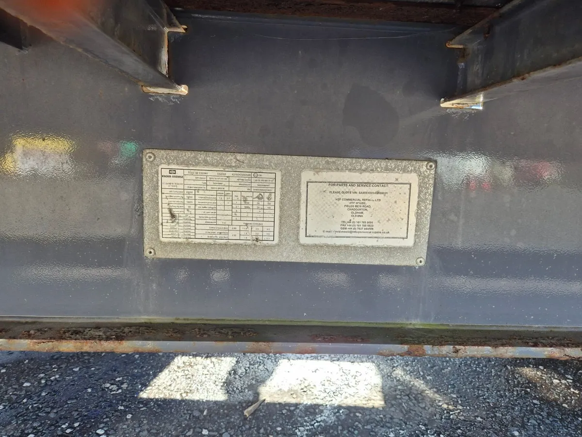 35ft Adcliffe Stepframe Tandem Axle 30 ton Trailer - Image 3