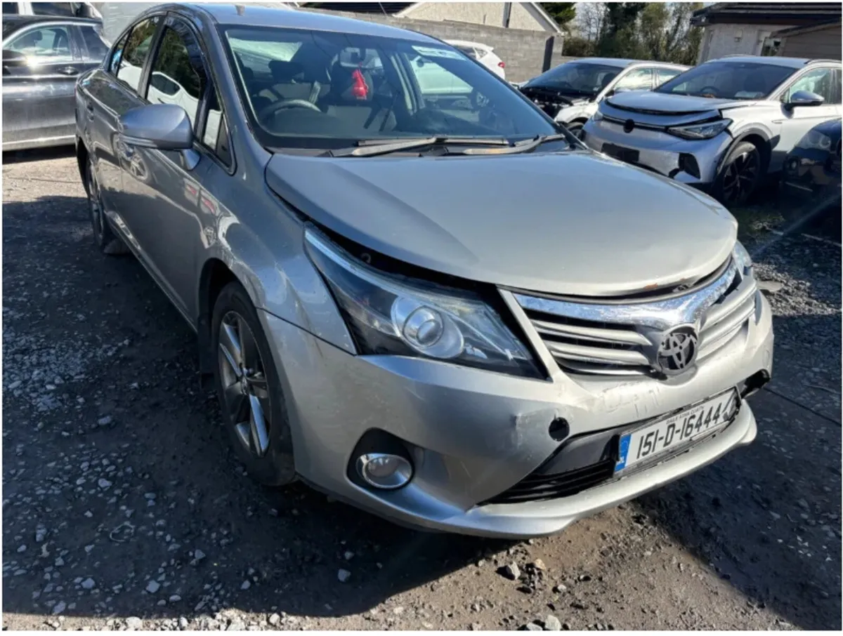 2015 Toyota Avensis 2.0 D4D - Image 1