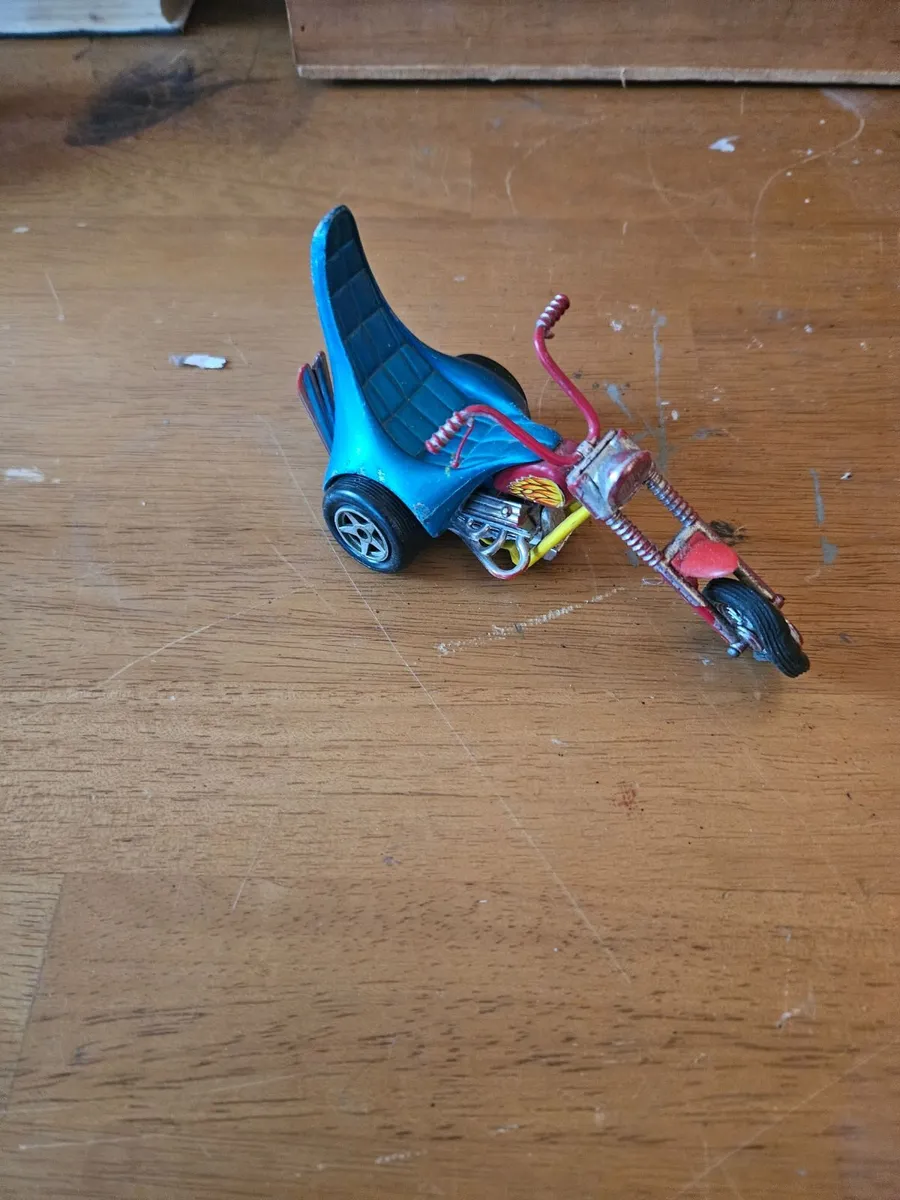 Matchbox Superkings Chopper - Image 1