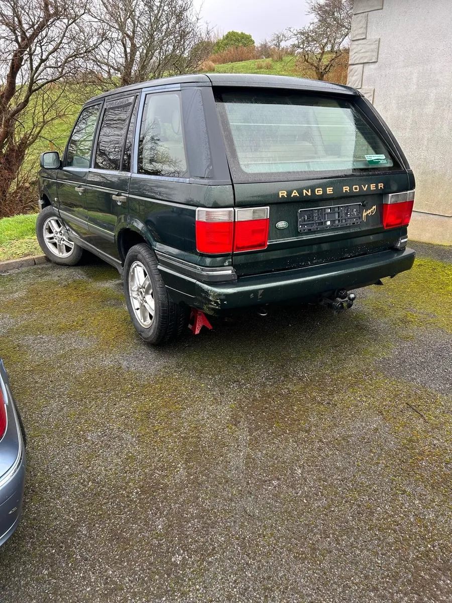 Range Rover - Image 1