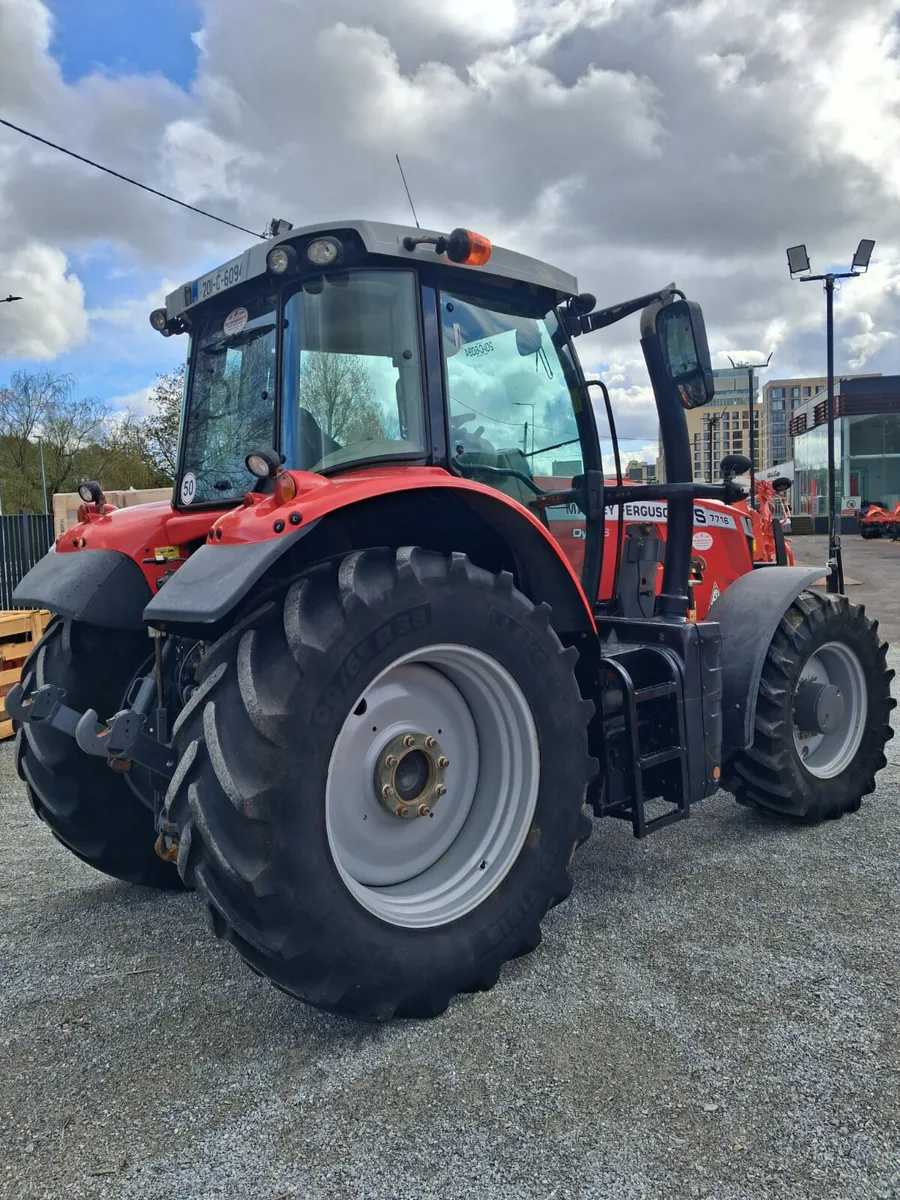 Massey Ferguson 7716 - Image 3