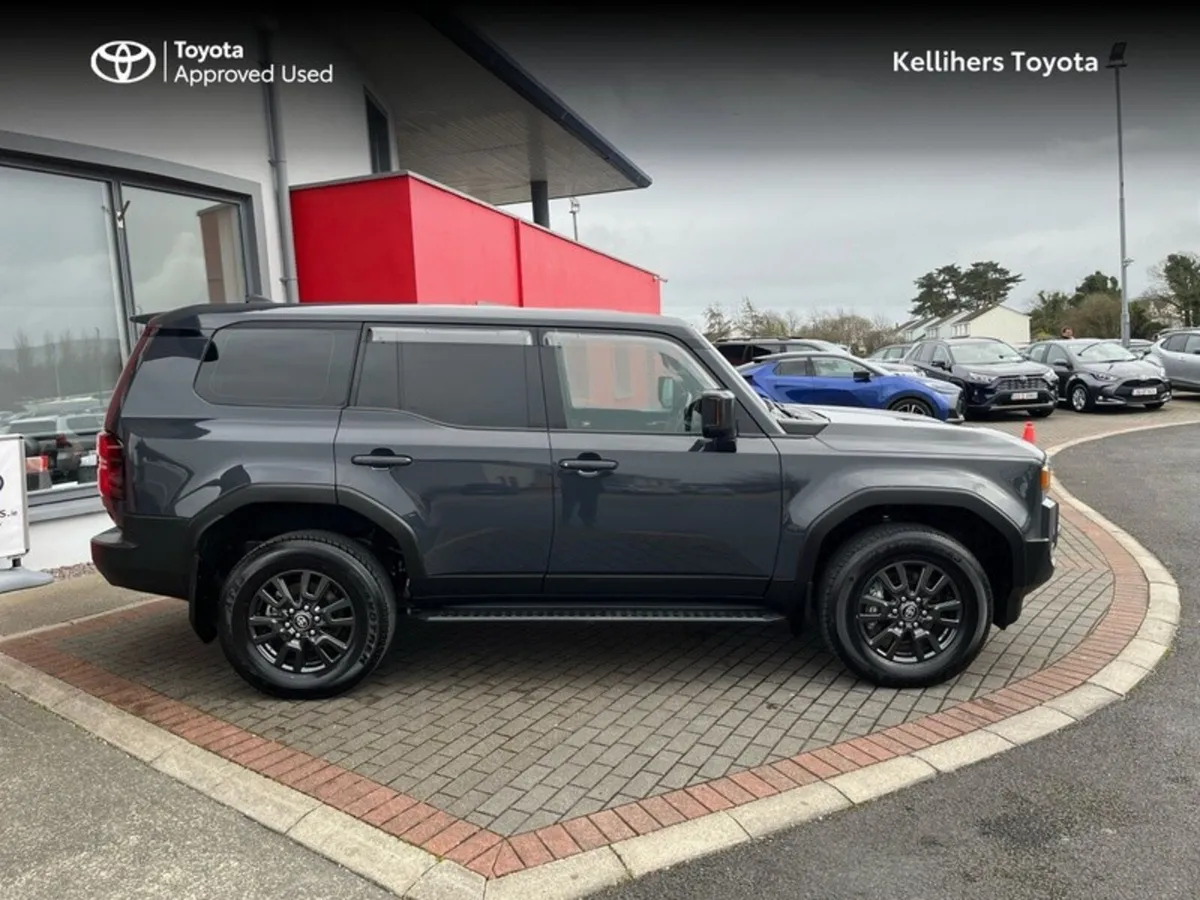 Toyota Land Cruiser Land Cruiser (N1) - Image 3