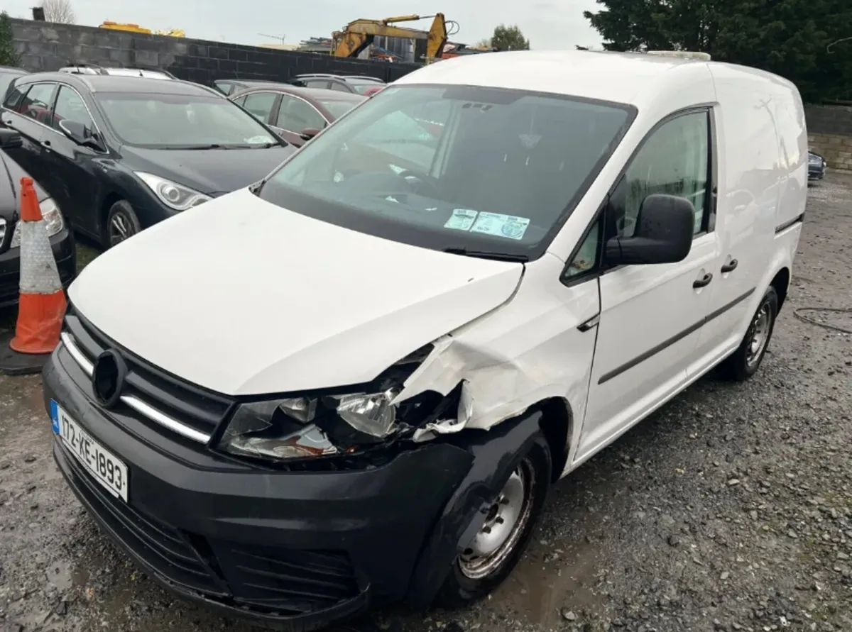 2017 Vw Caddy 2.0 Tdi Driving - Image 4
