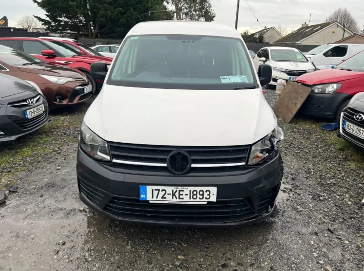 2017 Vw Caddy 2.0 Tdi Driving - Image 2