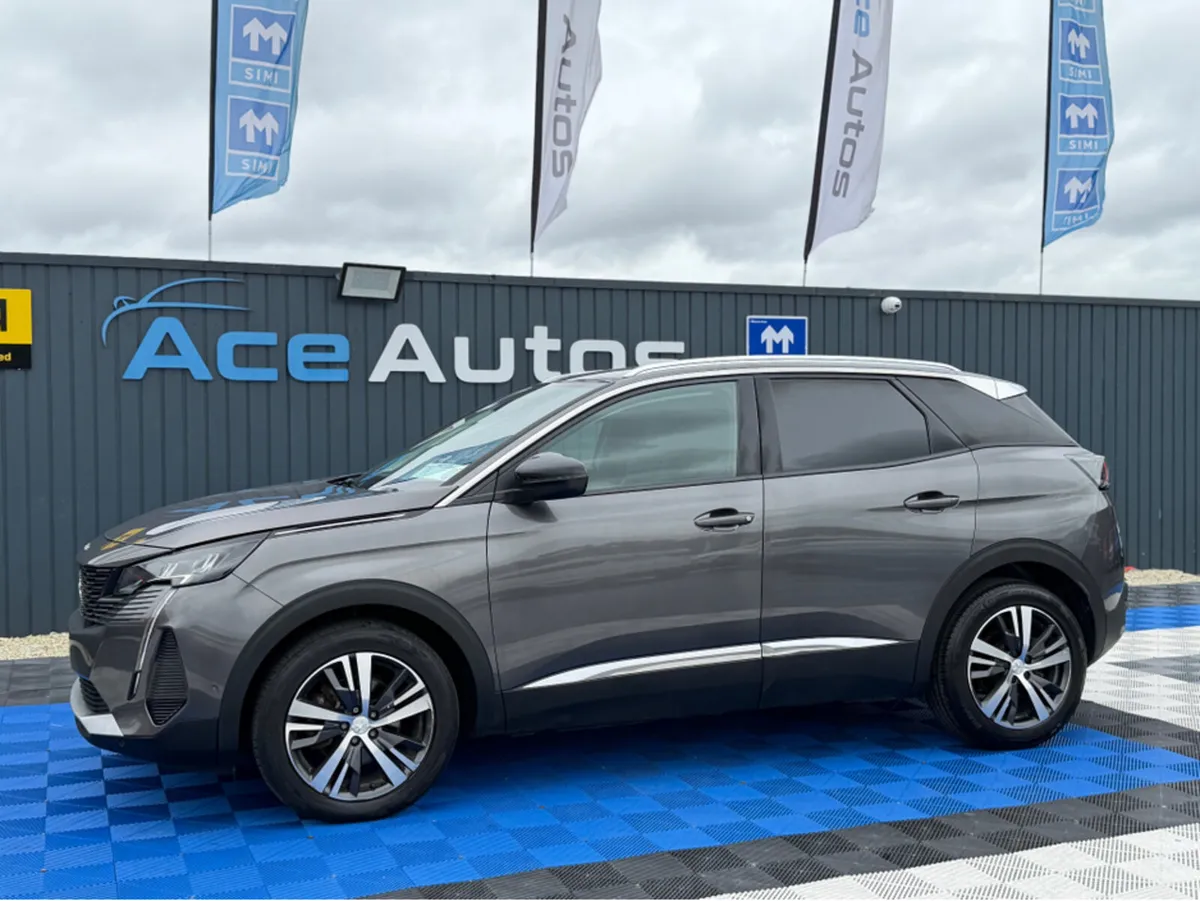 Peugeot 3008 ALLURE VAN 2 SEATS - 1.5 DIESEL - MAN - Image 4