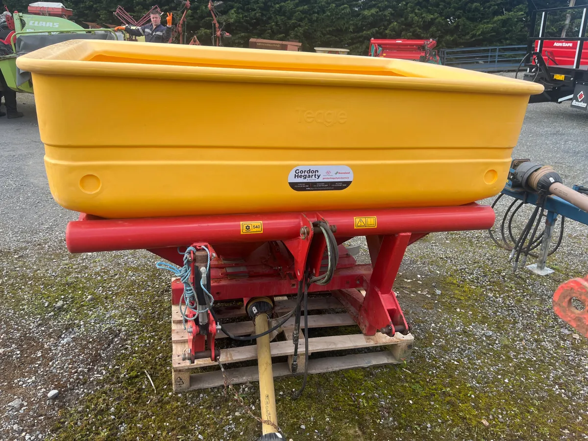 Fertiliser spreaders - Image 3