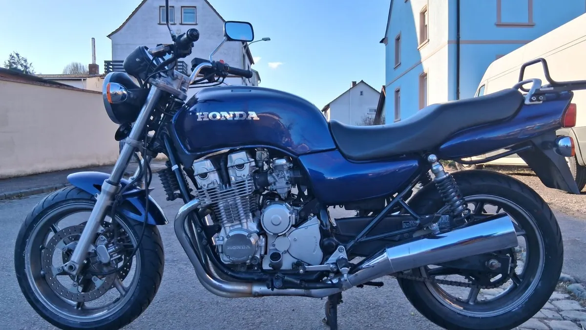 Honda CB Seven Fifty - Image 1