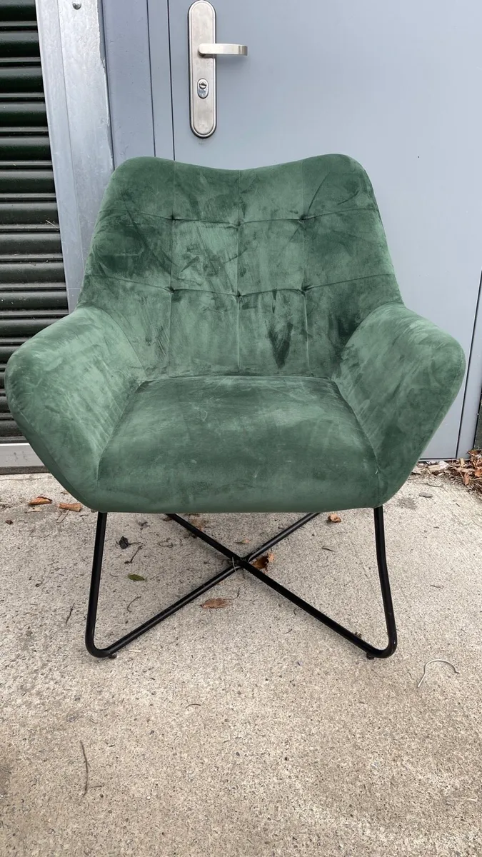 Beautiful Arm chair - Image 3