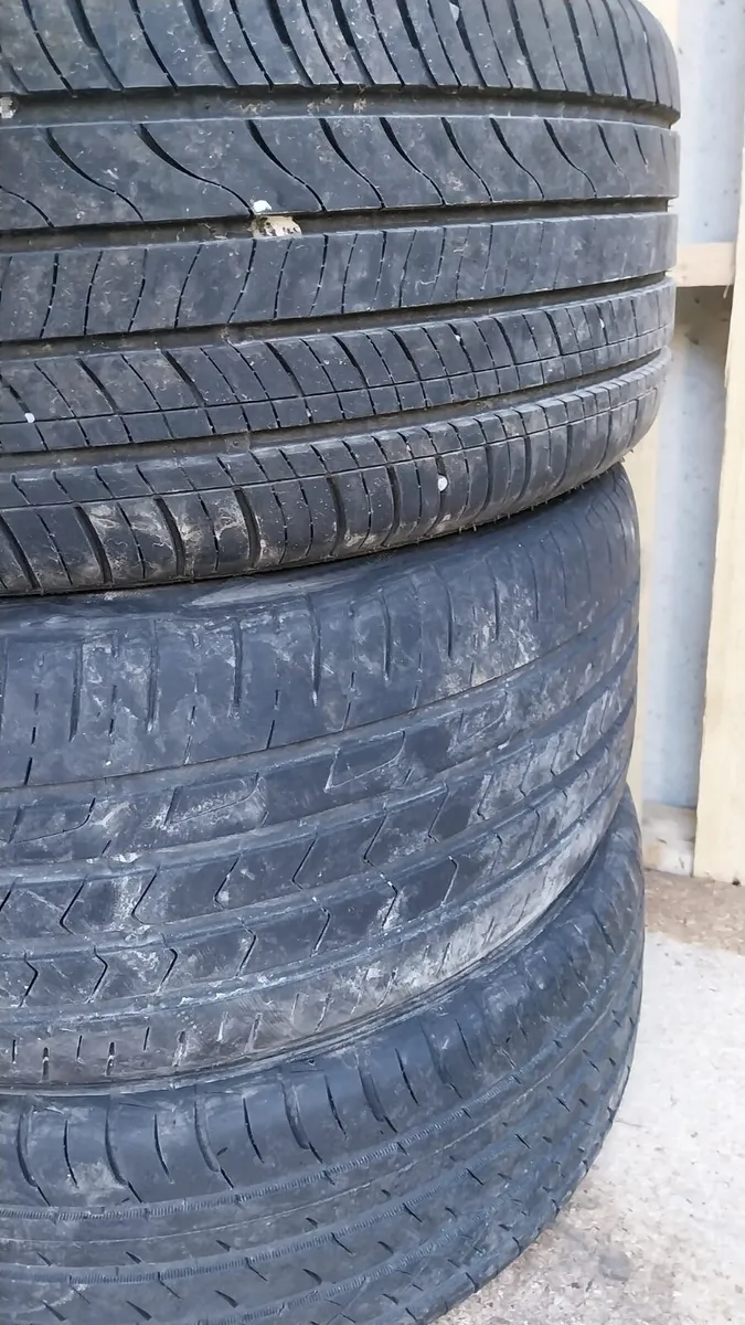 2015 Volkswagen Passat CC  18" Alloy Wheels Set - Image 4