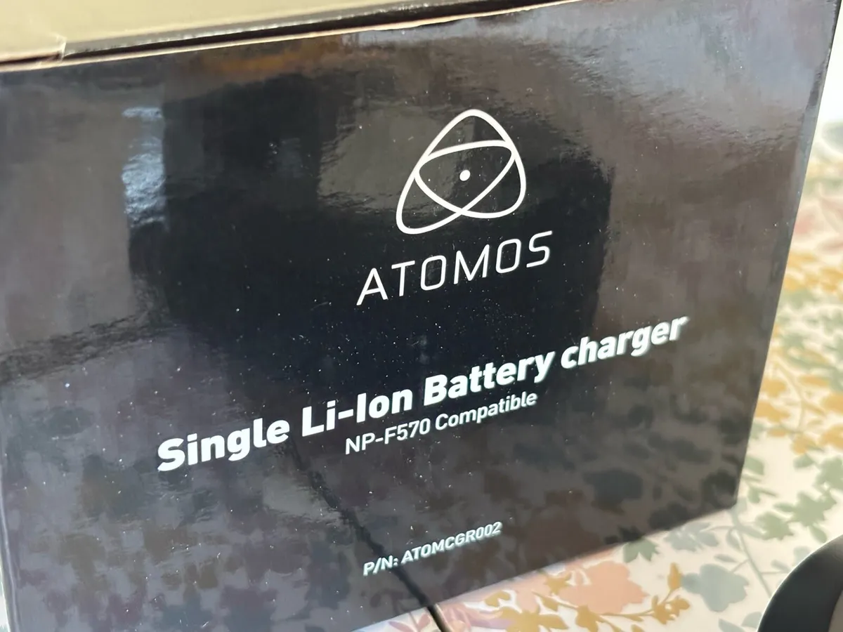 Atomos np 570 battery charger - Image 4