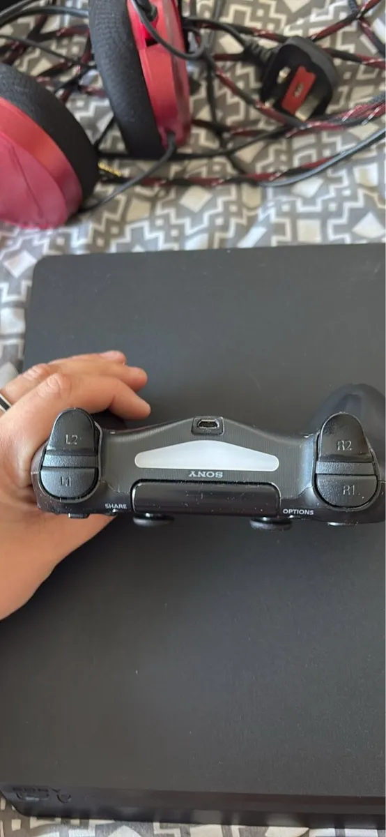 PS4 500GB - Image 3