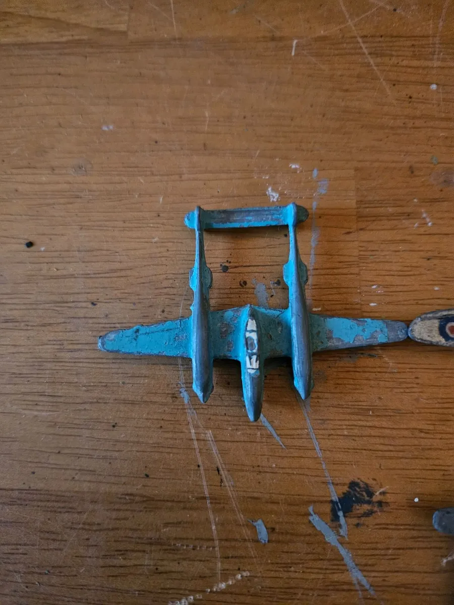 Dinky 1950's Die-cast Aeroplanes - Image 3