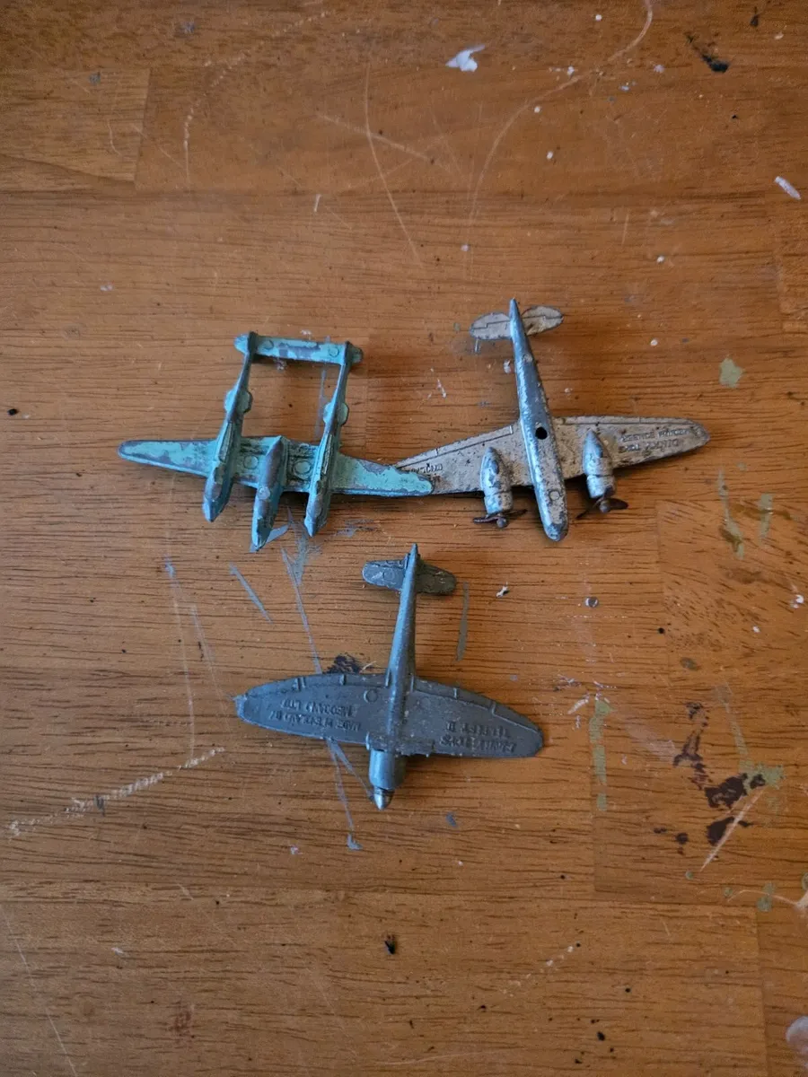 Dinky 1950's Die-cast Aeroplanes - Image 1