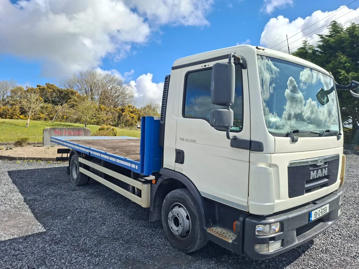 2013 MAN TGL Flatbed - Image 2