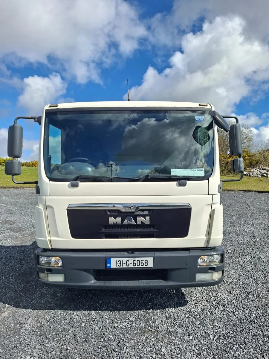 2013 MAN TGL Flatbed - Image 3