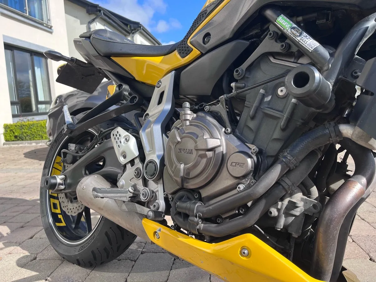 Yamaha MT-07 Anniversary Edition - Image 4