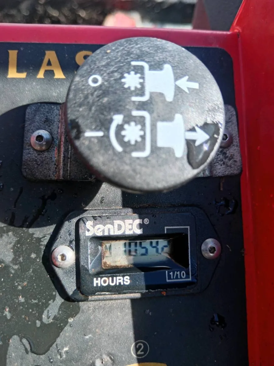 Zeroturn mower - Image 3