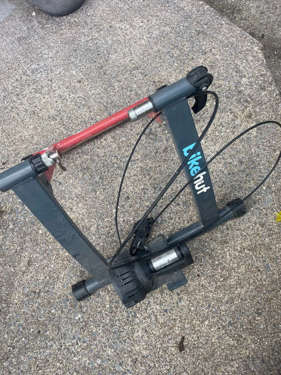 Turbo trainer - bike hut € 10 - Image 2
