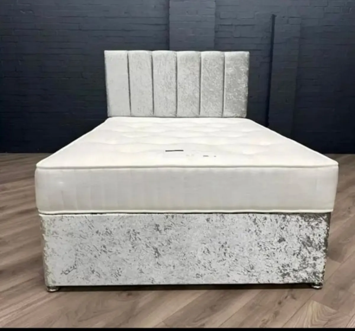 April Mega Sale: New Beds Delivered Free - Image 3