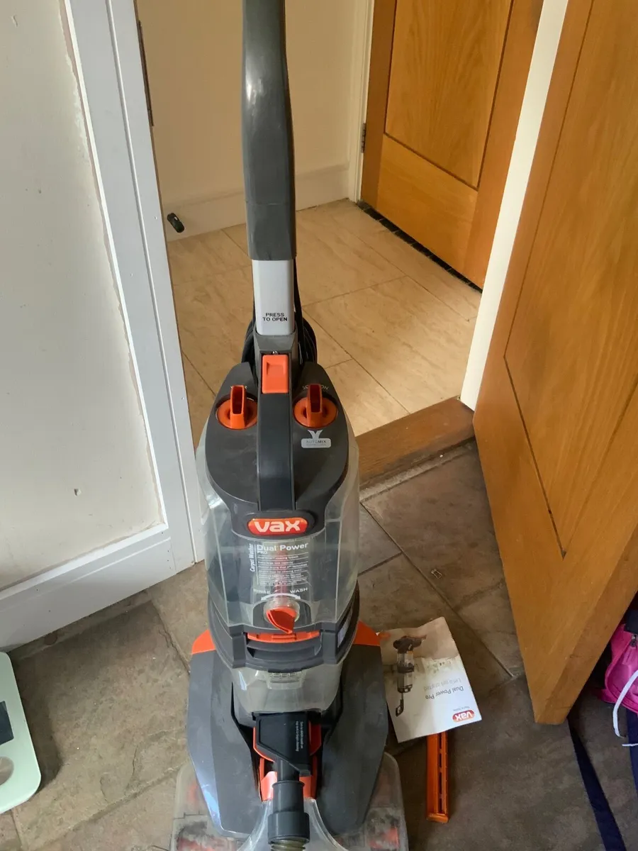 VAX Carpet  Cleaner - Image 3