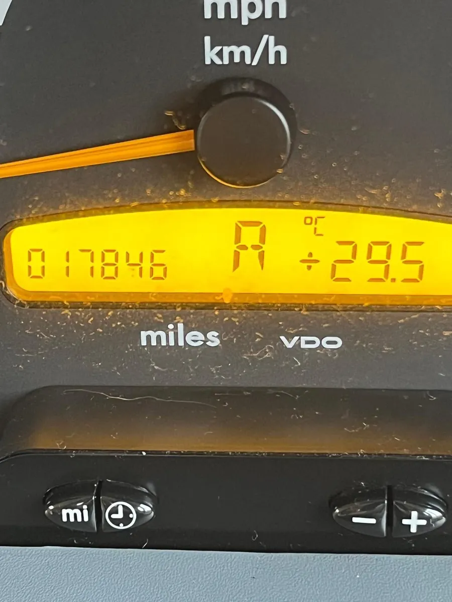 2006 6 Berth Hymer Campervan (new NCT) - Image 3