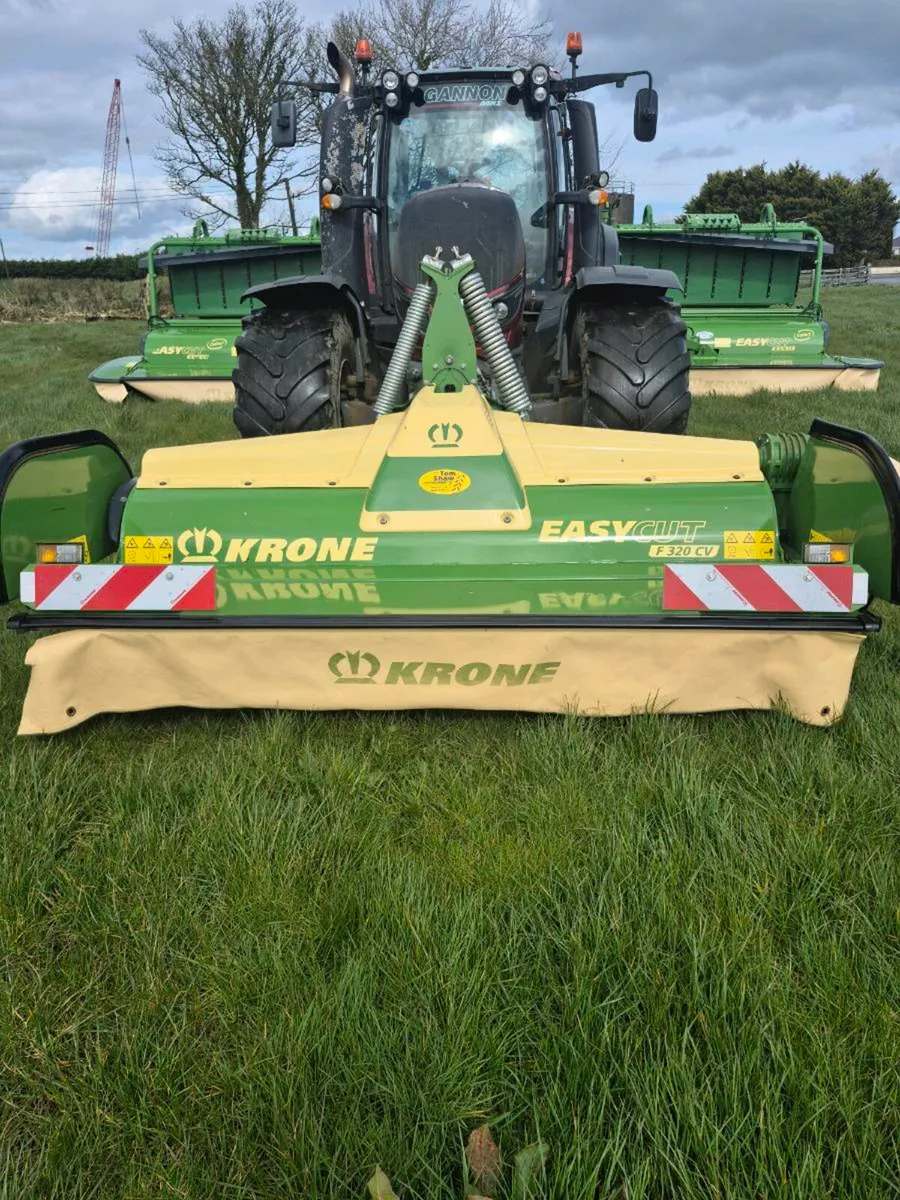 Krone butterfly mowers - Image 1