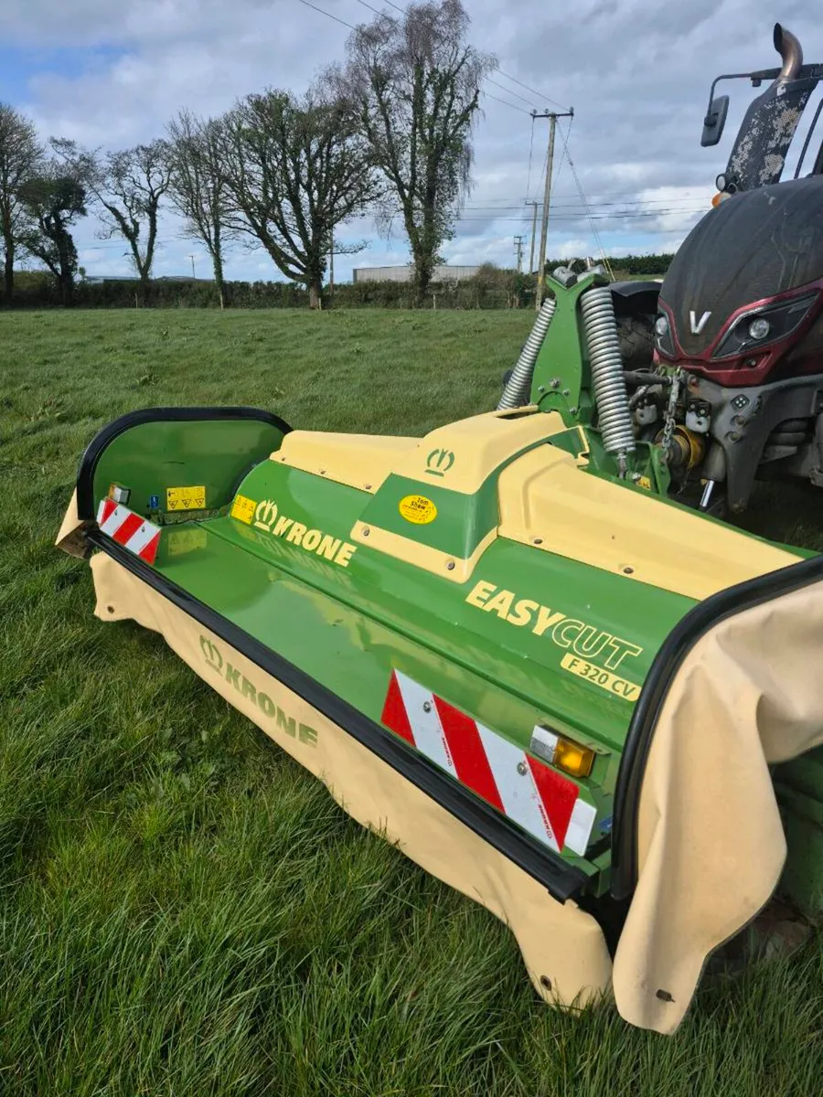 Krone butterfly mowers - Image 2